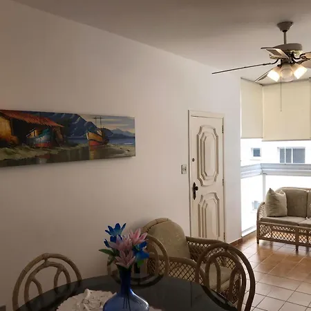 3 dormitórios no melhor local das Pitangueiras-3